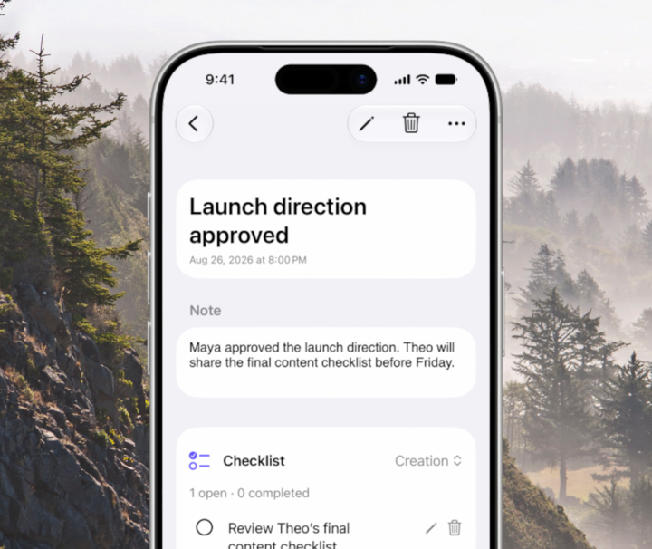 Journal entry with checklist open in Pueblo CRM on iPhone